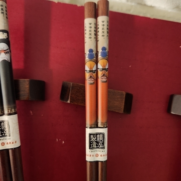 Chopsticks With Stands - Picture 5 of 7